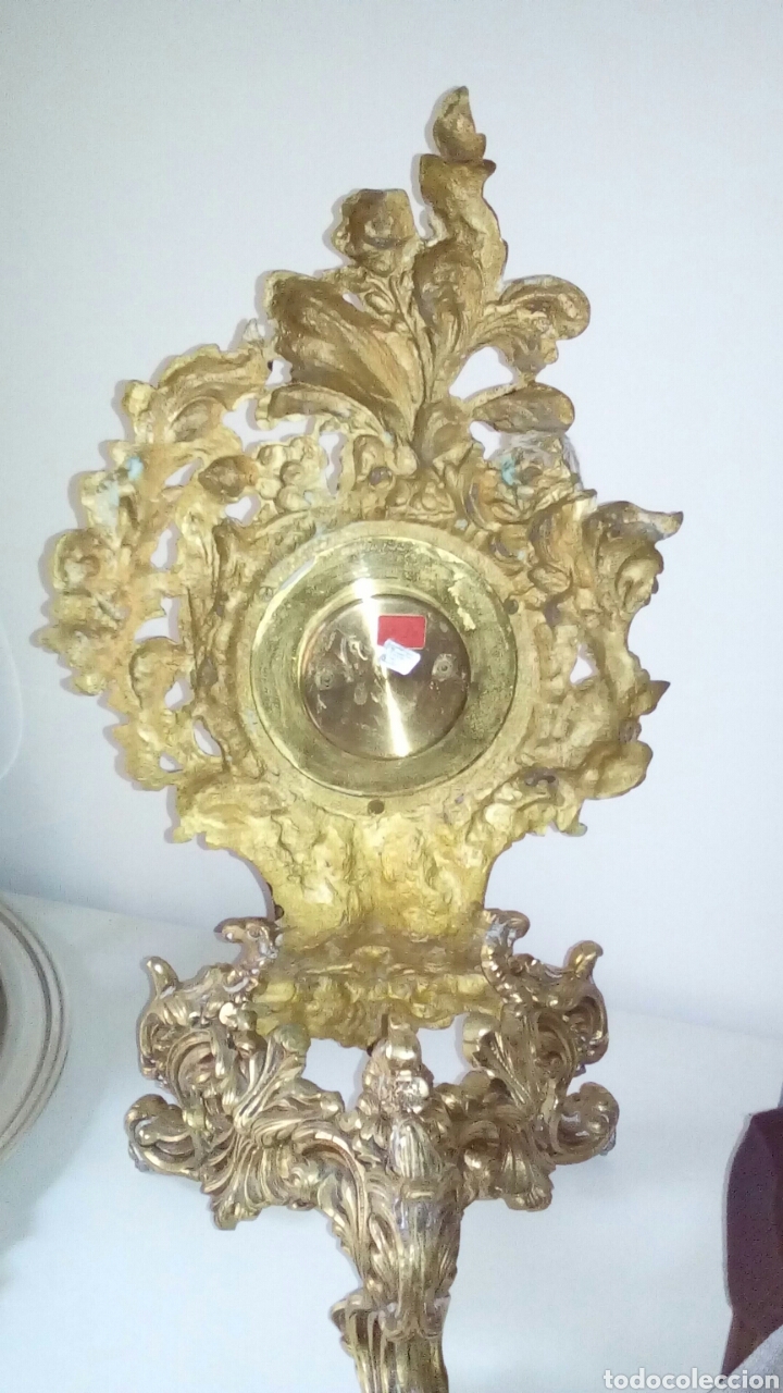 Antig&uuml;edades: Pareja de candelabros y reloj de bronce - Foto 22