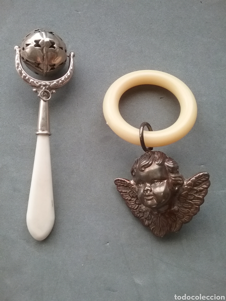 Antig&uuml;edades: Pareja de sonajeros en plata . - Foto 1