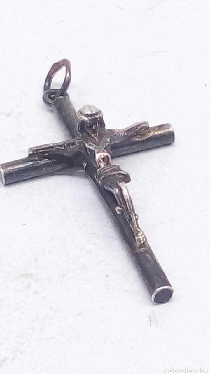 Antig&uuml;edades: Cruz de plata - Foto 1