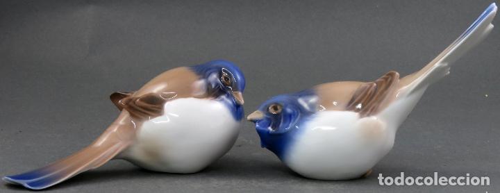 Antig&uuml;edades: Pareja de gorriones en porcelana danesa B&G siglo XX