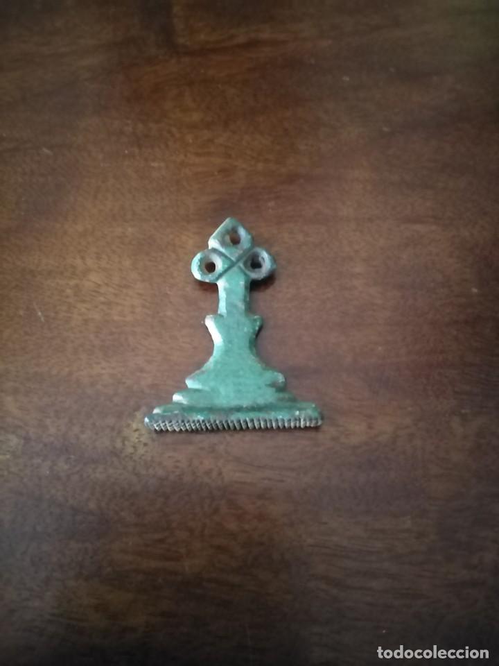 Antig&uuml;edades: Sello para cer&aacute;mica o pan. Muy antiguo, varios siglos.
