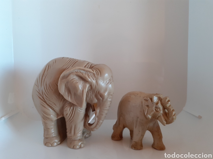 Antig&uuml;edades: FIGURAS DE ELEFANTES MATERIAL PEQUE&Ntilde;O NI IDEA GRANDE RESINA