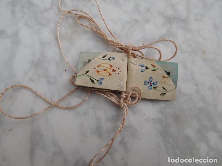 Antig&uuml;edades: Escapulario antiguo virgen - Foto 1