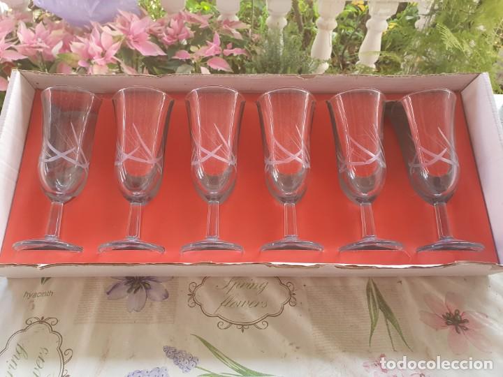 Antig&uuml;edades: Juego de copas  a estrenar - Foto 1