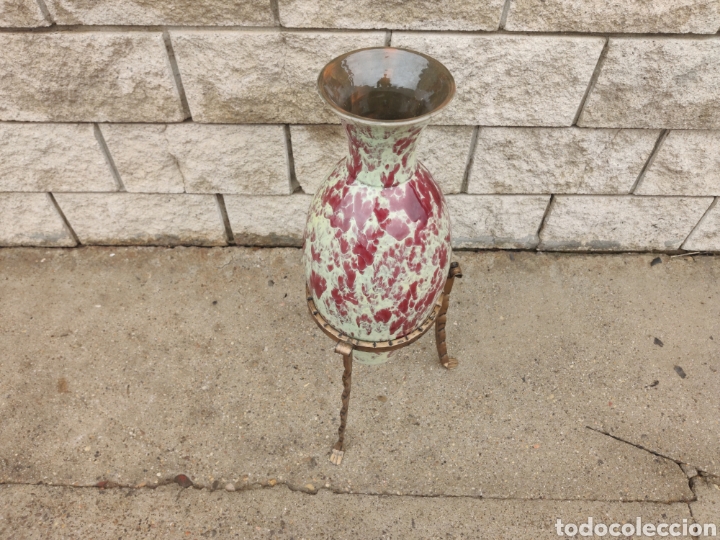 Antig&uuml;edades: PRECIOSA &Aacute;NFORA Y SOPORTE DE HIERRO - Foto 9