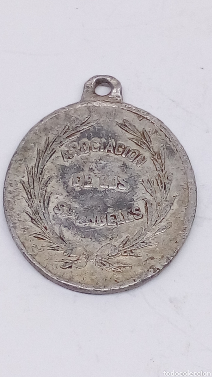 Antig&uuml;edades: Medalla de metal - Foto 2