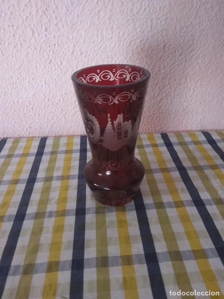 Antig&uuml;edades: Florero de bohemia.antiguo - Foto 1