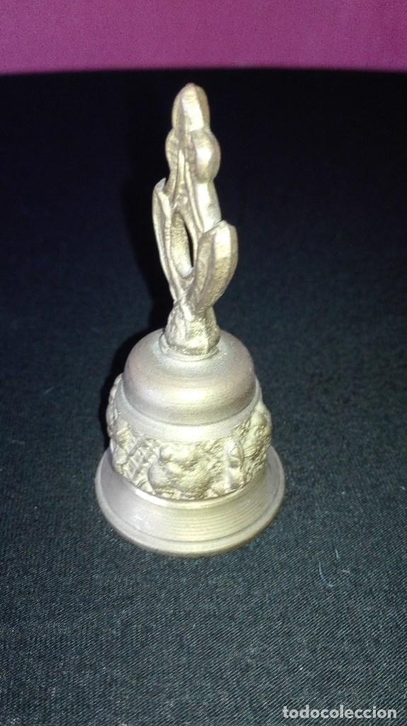 Antig&uuml;edades: CAMPANILLA DE METAL - Foto 5