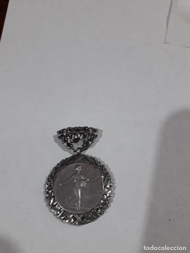 Antig&uuml;edades: Medalla Francesa - Foto 1