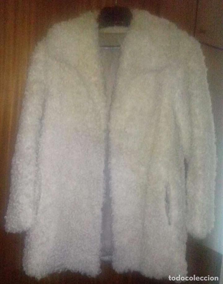 Antig&uuml;edades: Chaquet&oacute;n de piel - Foto 1