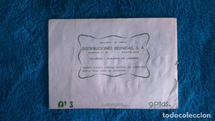 Antig&uuml;edades: LIBRETA DE BORDADOS - Foto 3