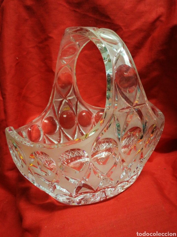 Antig&uuml;edades: PRECIOSA CESTA DE CRISTAL TALLADO TRANSPARENTE Y GLAS&Eacute;, 21X21CM. PRECIOSA!!!.