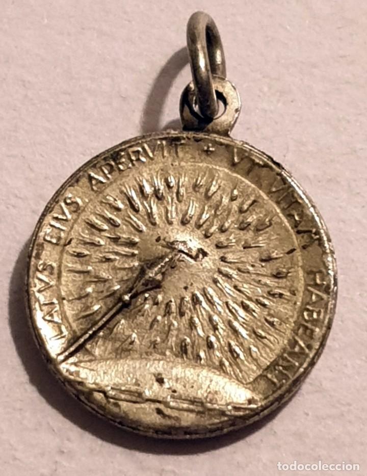 Antig&uuml;edades: ANTIGUA MEDALLA RELIGIOSA - Foto 2