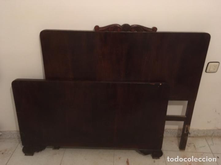 Antig&uuml;edades: Cama peque&ntilde;a - Foto 1
