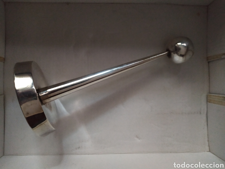 Antig&uuml;edades: Candelabro para vela de plata - Foto 1