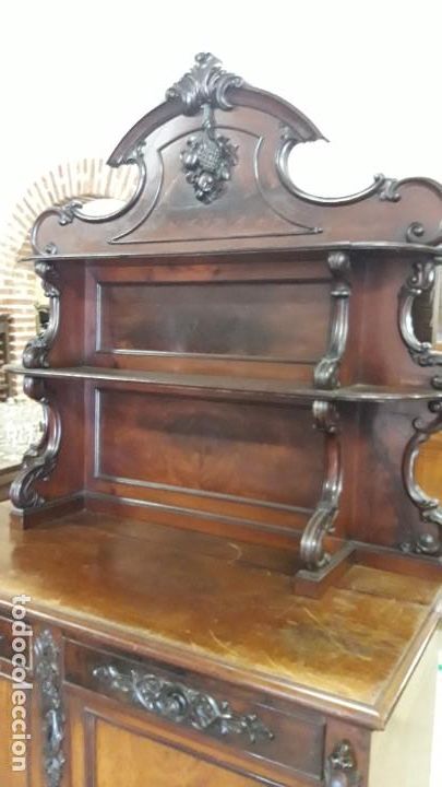 Antig&uuml;edades: Trinchero o aparador - Foto 2
