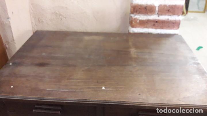 Antig&uuml;edades: Mesa auxiliar - Foto 3
