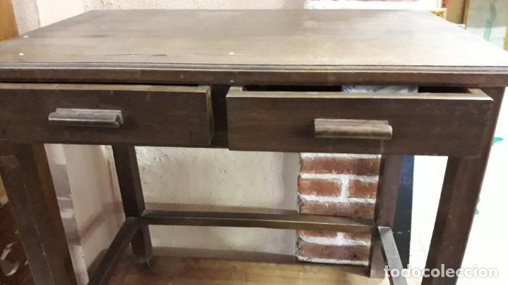 Antig&uuml;edades: Mesa auxiliar - Foto 4
