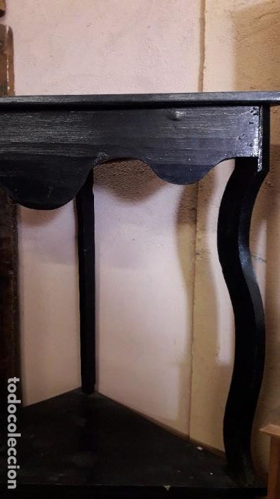 Antig&uuml;edades: Mesa rinconera rustica - Foto 2
