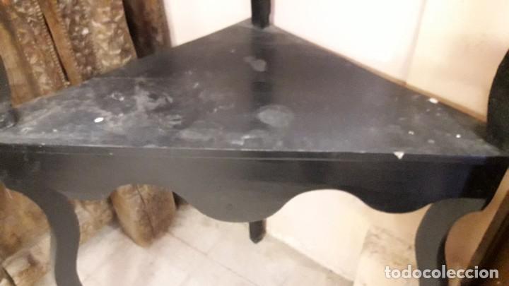 Antig&uuml;edades: Mesa rinconera rustica - Foto 2