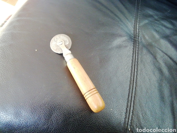 Antiquit&eacute;s: Corta masa marca Ridgel