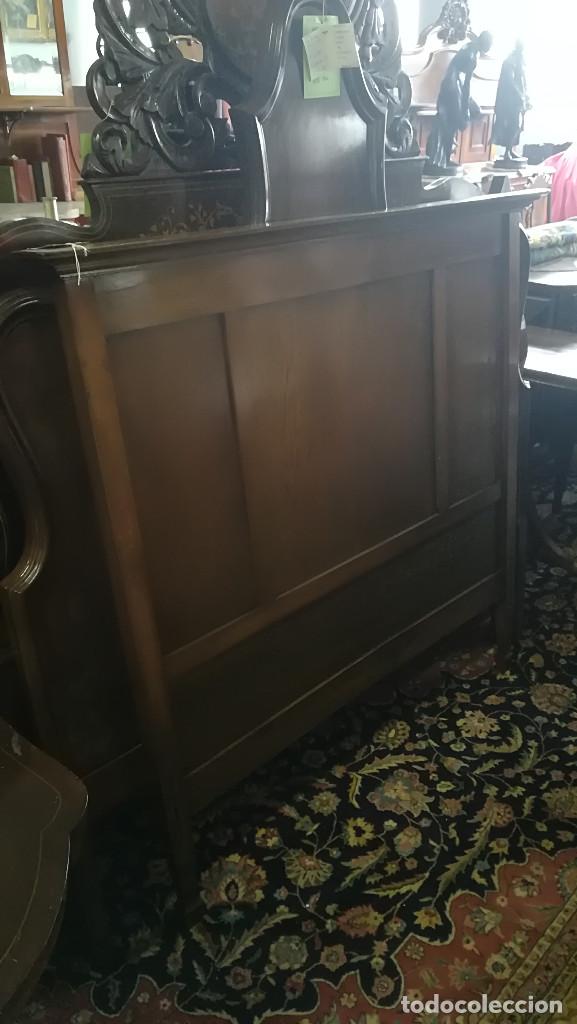 Antig&uuml;edades: CABECERO Y PIECERO DE CAMA - Foto 2