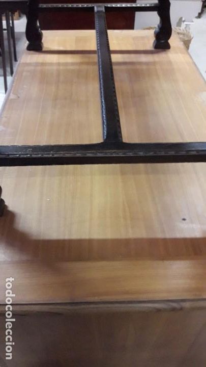 Antig&uuml;edades: Mesa despacho con persina - Foto 4