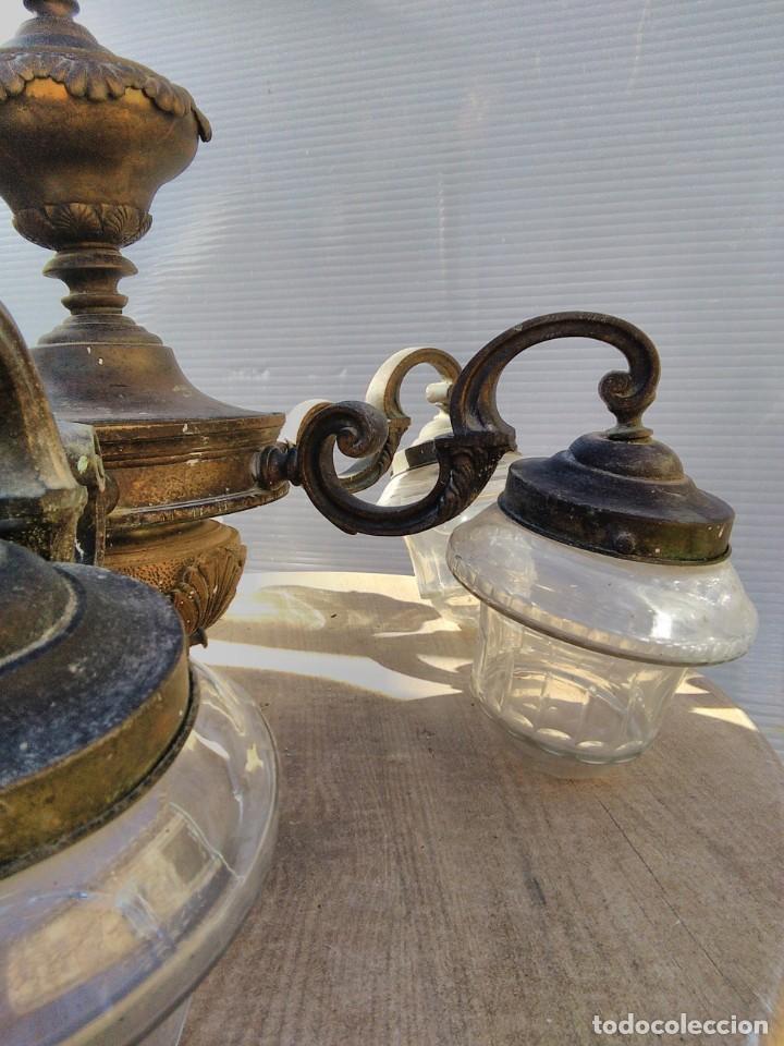 Antig&uuml;edades: Antigua y pesada l&aacute;mpara de techo - Foto 6