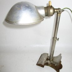 Antigüedades: PRECIOSA LAMPARA ANTIGUA ATELIER INDUSTRIAL EXTENSIBLE ORIENTABLE CON PINZA CABLEADA NUEVA . Lote 192933706