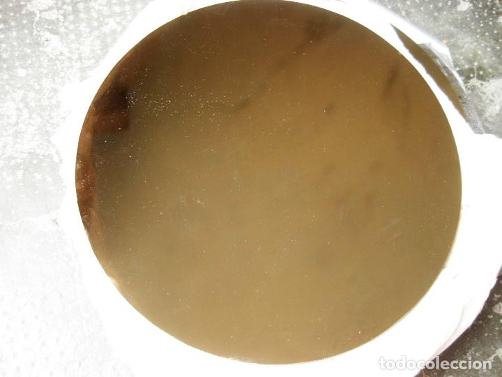 Antig&uuml;edades: ESPEJO AHUMADO CIRCULAR Y CONVEXO DE 22 CMS DE DI&Aacute;METRO