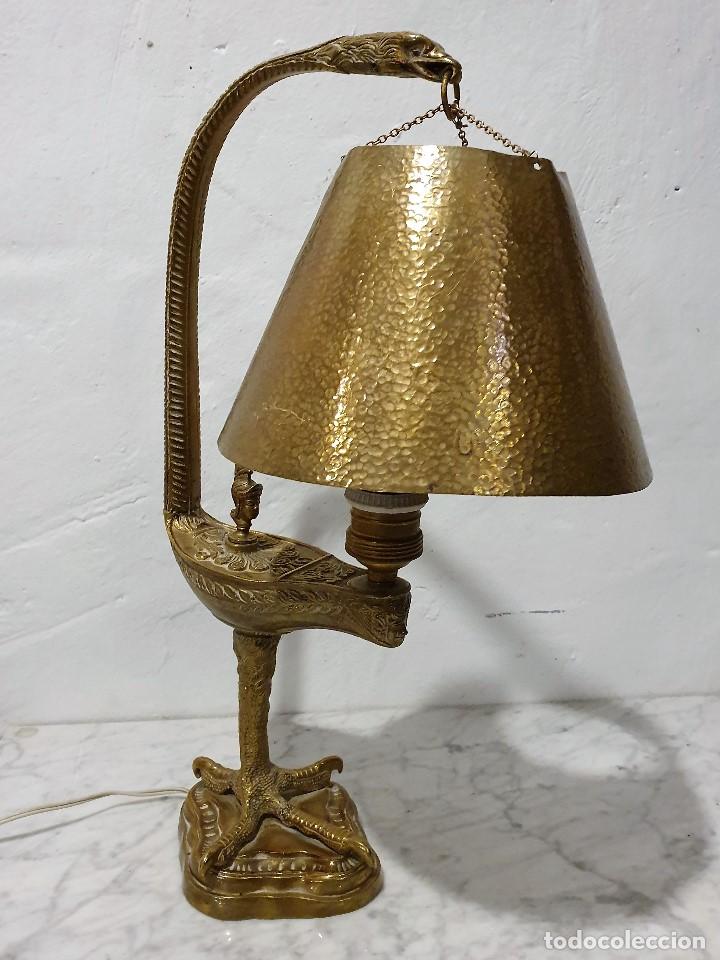 Antig&uuml;edades: LAMPARA DE SOBREMESA EN BRONCE - Foto 1