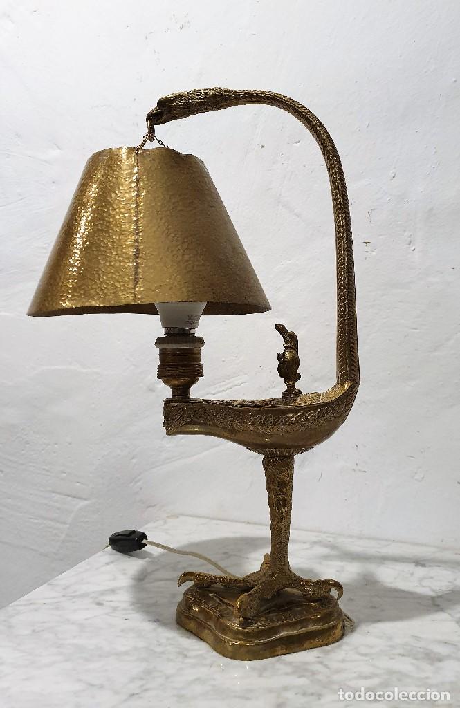Antig&uuml;edades: LAMPARA DE SOBREMESA EN BRONCE - Foto 3