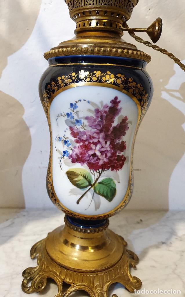 Antig&uuml;edades: PAREJA DE QUINQUES TIPO SEVRES - Foto 3