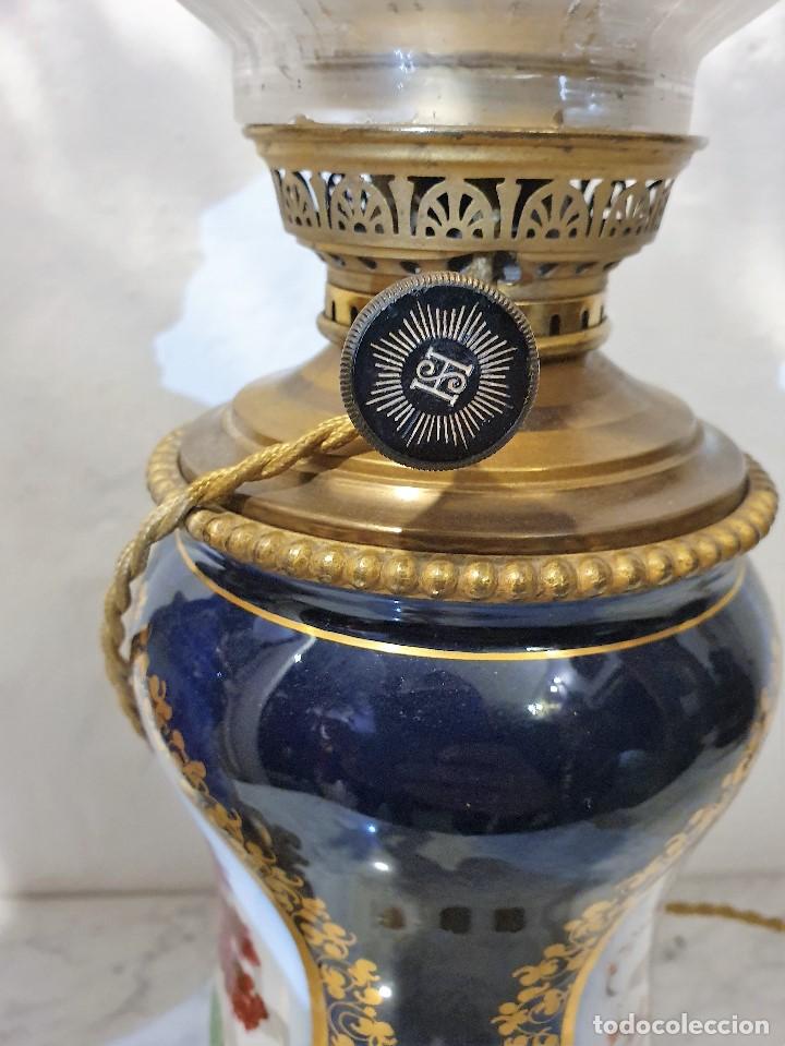 Antig&uuml;edades: PAREJA DE QUINQUES TIPO SEVRES - Foto 6