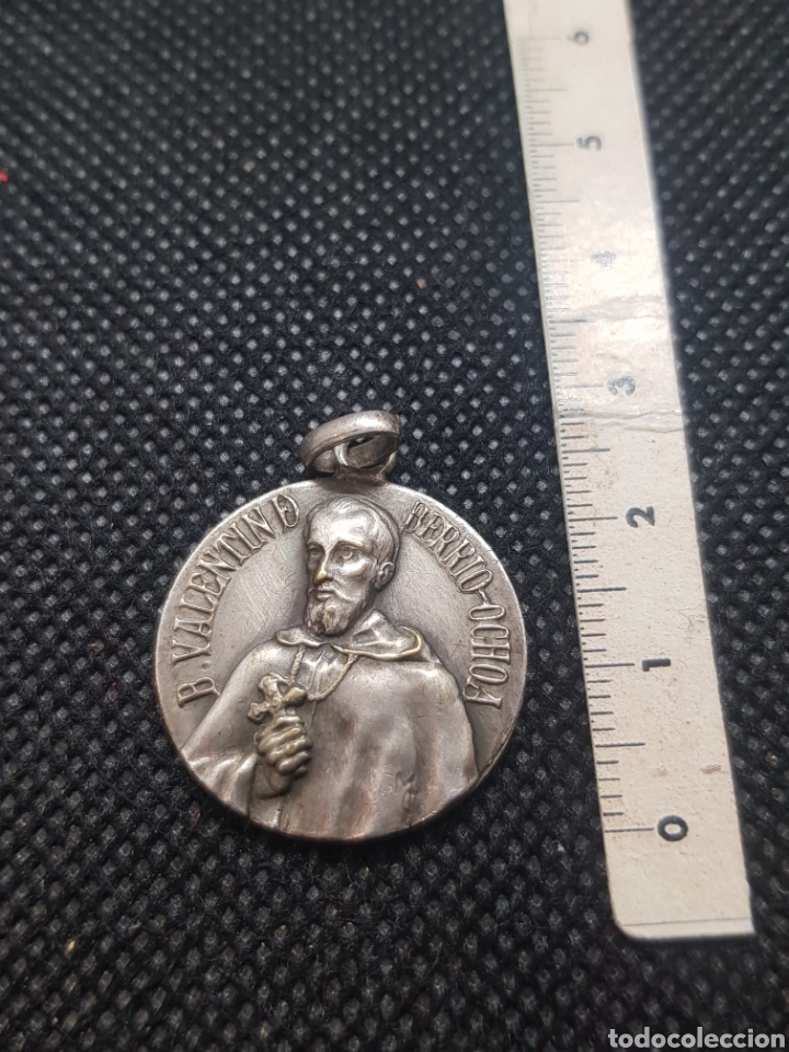 Antig&uuml;edades: Medalla de Valentino Berriochoa - Foto 1