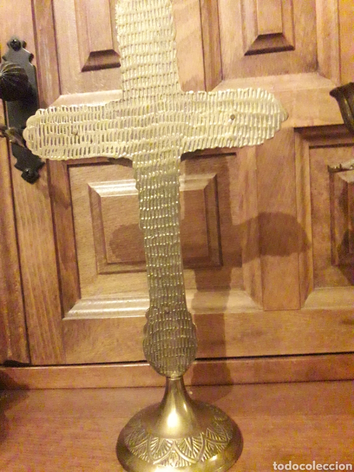 Antig&uuml;edades: Crucifijo de sobremesa - Foto 4