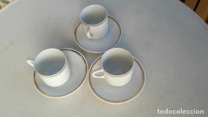 Antig&uuml;edades: 3 tazas completas - Foto 1