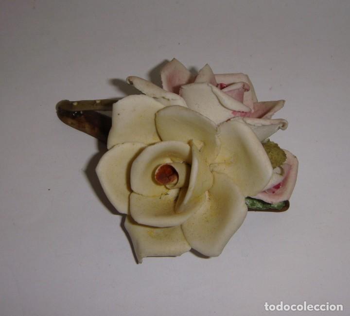 Antig&uuml;edades: Flores de Biscuit. Capodimonte. Italia. - Foto 1