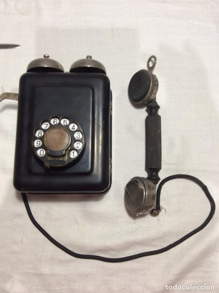 Antiquit&eacute;s: TELEFONO DE CAMPANILLAS a&ntilde;os 40