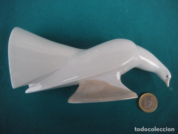 Antig&uuml;edades: PALOMA EN PORCELANA - Foto 3