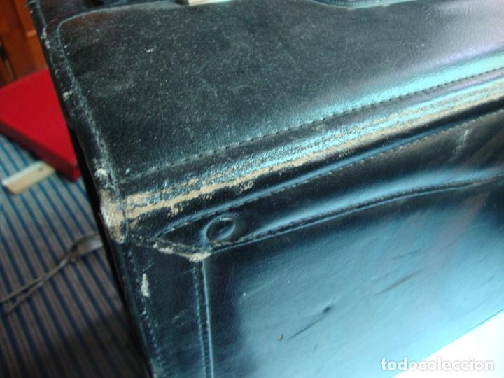 Antig&uuml;edades: MALETIN DE CUERO - Foto 2