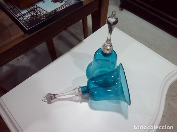 Antig&uuml;edades: PAREJA DE CAMPANAS DE CRISTAL - Foto 3