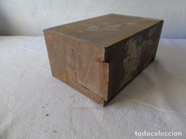 Antig&uuml;edades: semillero antiguo de lata - Foto 6