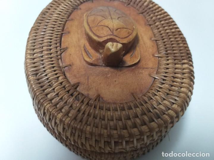 Antig&uuml;edades: Caja joyero de madera - Foto 4