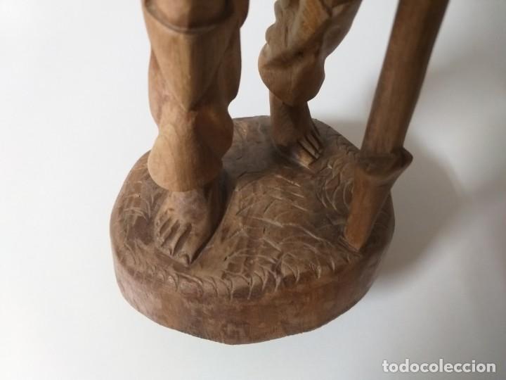 Antig&uuml;edades: Estatuilla de madera tallada - Foto 12