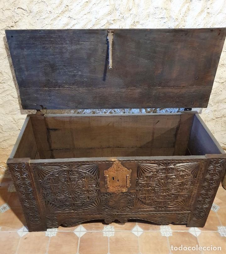 Antig&uuml;edades: ARCON TALLADO - Foto 3
