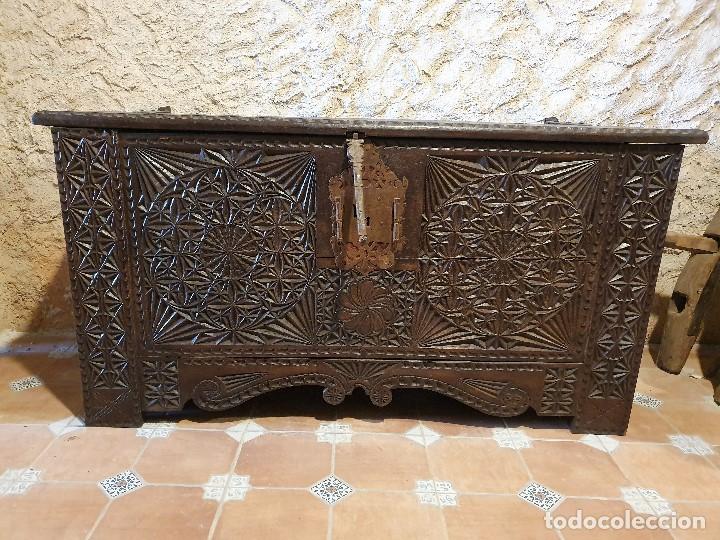 Antig&uuml;edades: ARCON TALLADO - Foto 6
