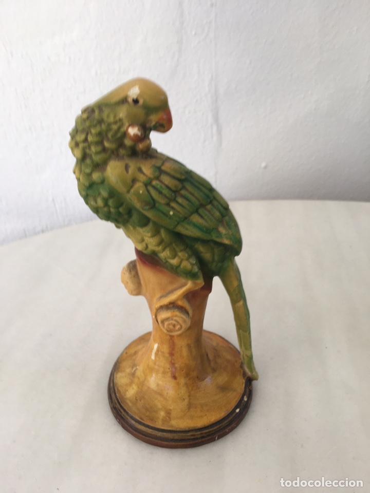 Antig&uuml;edades: Loro de cer&aacute;mica NOC de Olot - Foto 1