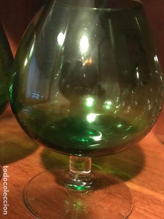 Antig&uuml;edades: COPAS (2) DE CO&Ntilde;AC GRANDES EN CRISTAL VERDE - Foto 2
