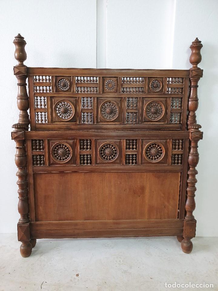 Antig&uuml;edades: CABECERO TORNEADO ESTILO ESPA&Ntilde;OL - Foto 1